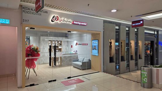 元勛國際位於馬來西亞雪蘭州萬達廣場的全新旗艦門市